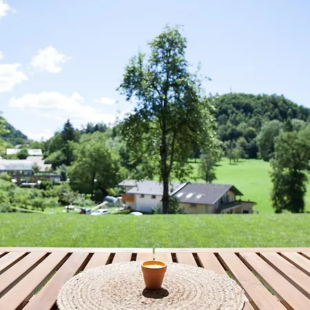 Mlino Alpino アパート